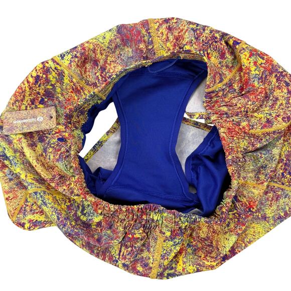 NWT LULULEMON RARE Hotty Hot Shorts 2.5” Size 4 Seawheeze 2019 Multi Red Yellow - Picture 5 of 7